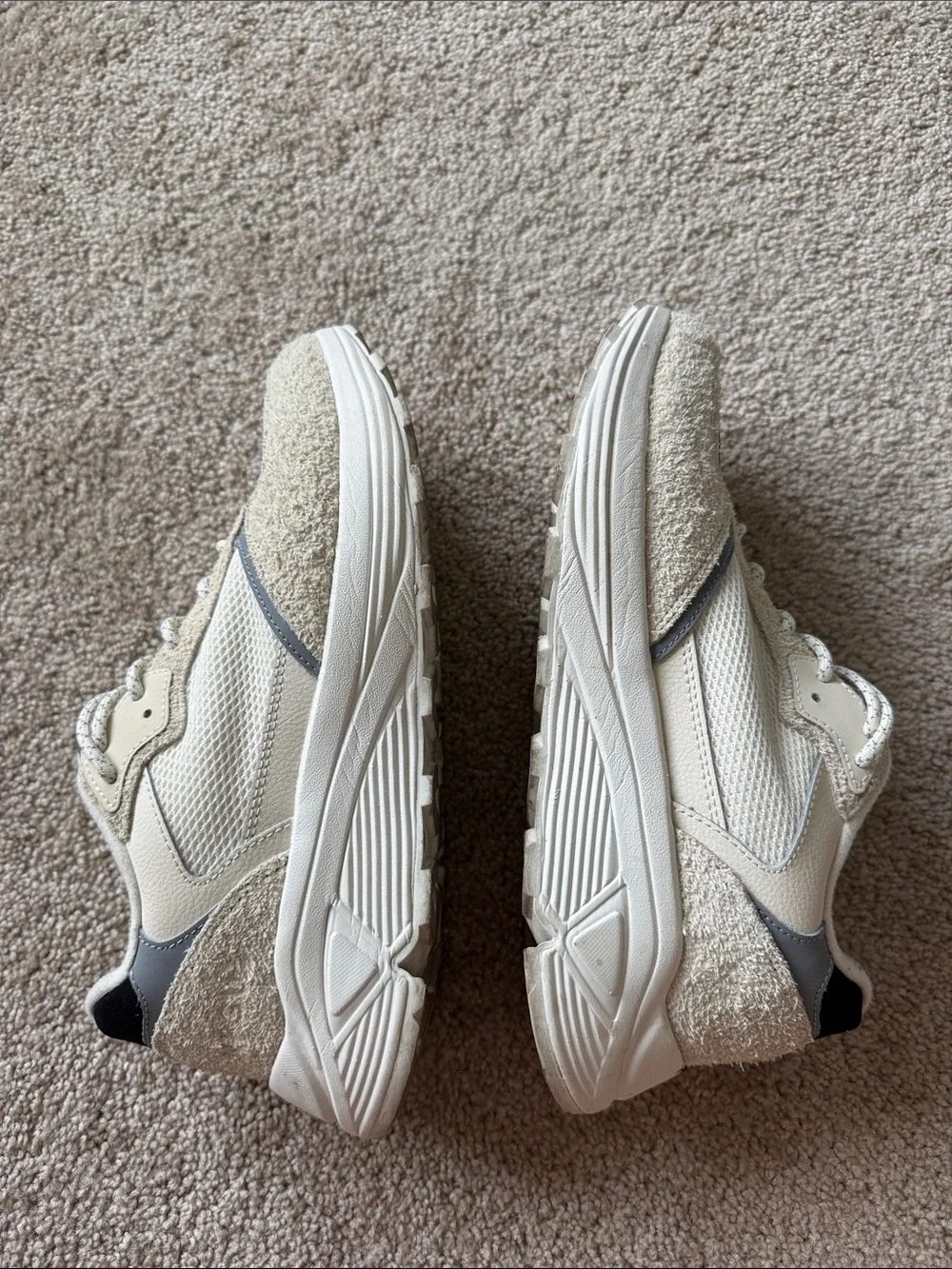 Darc Sport Run 1 Cream Grey Suede Unisex Gym Athletic Shoes